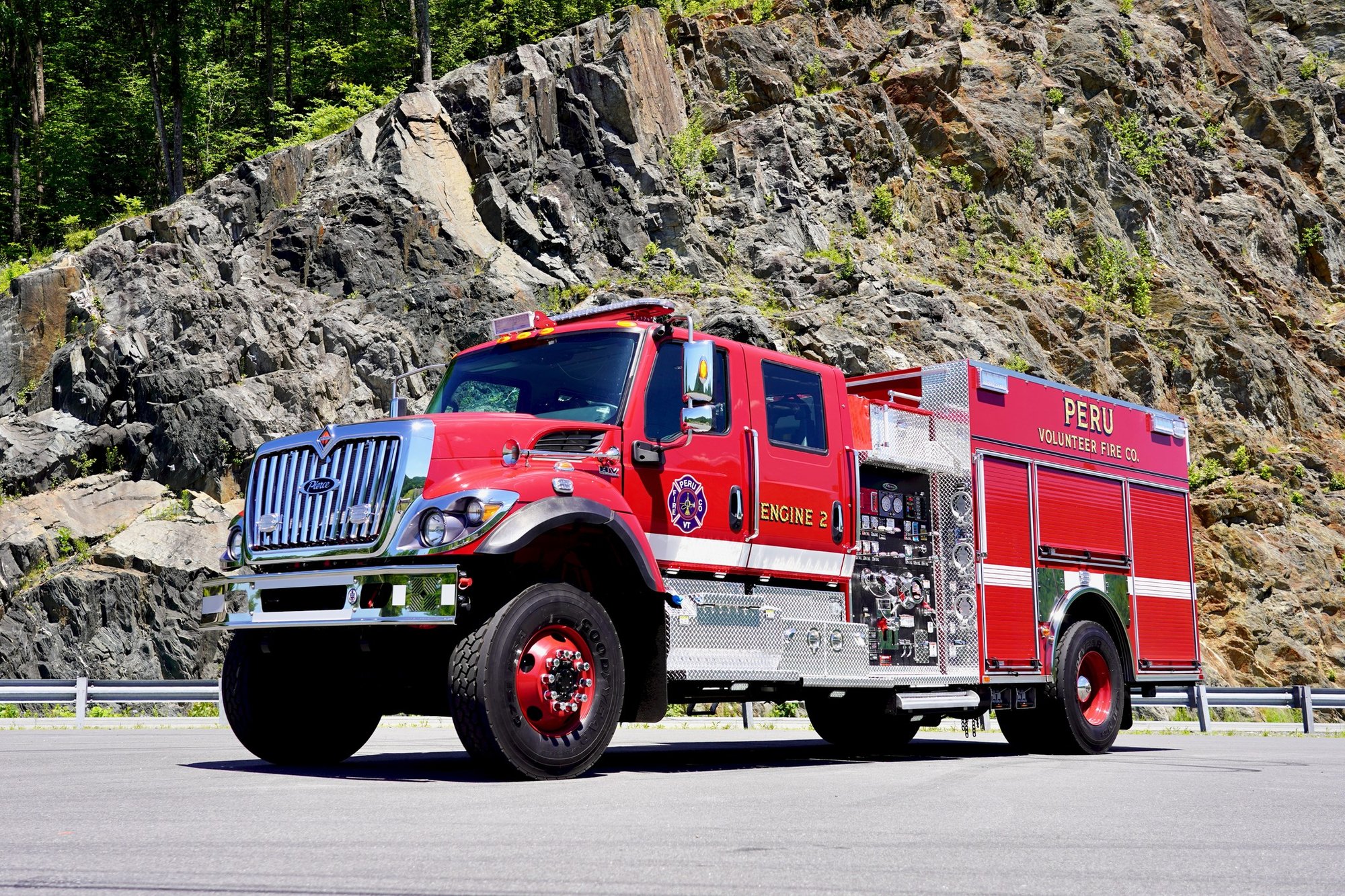 international-hv507-4x4-pumper